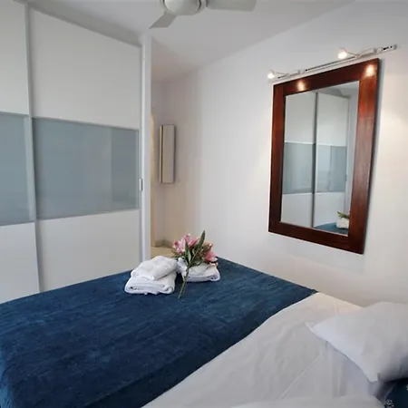 Apartment Lovely 3 Bedroom In