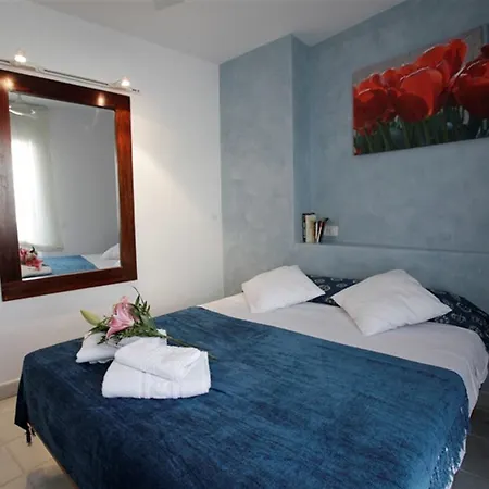Lovely 3 Bedroom In Apartment